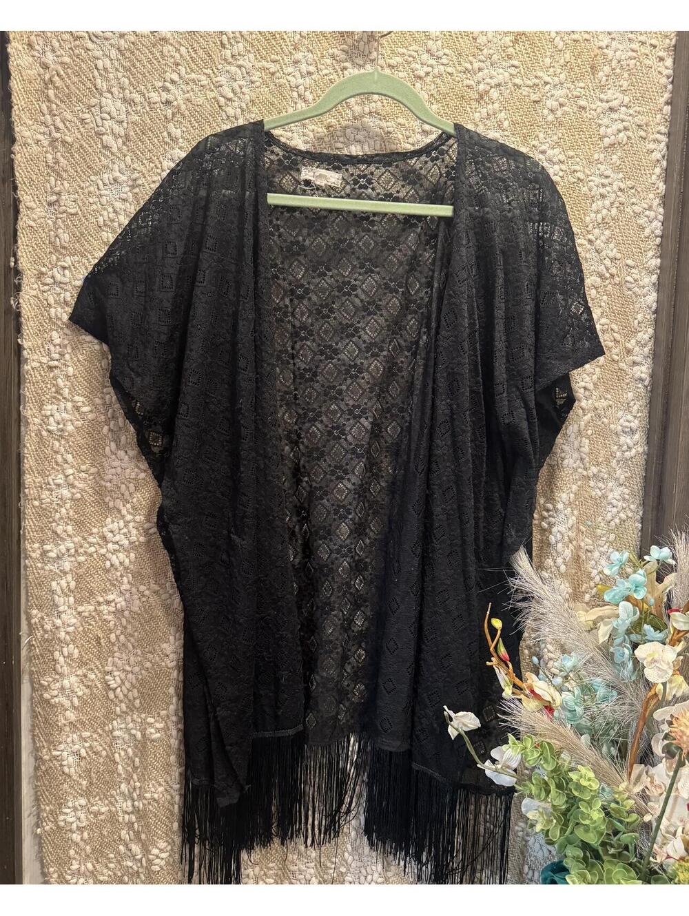 Janice Women's Black Lace Kimono with Fringe – One Size